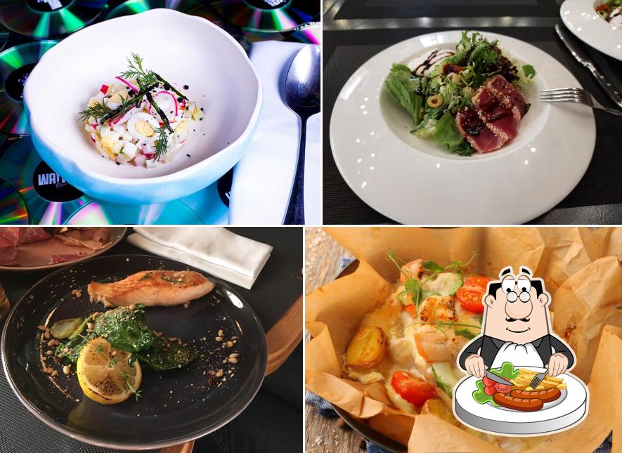 Еда в "Зэ Вэйтерс"