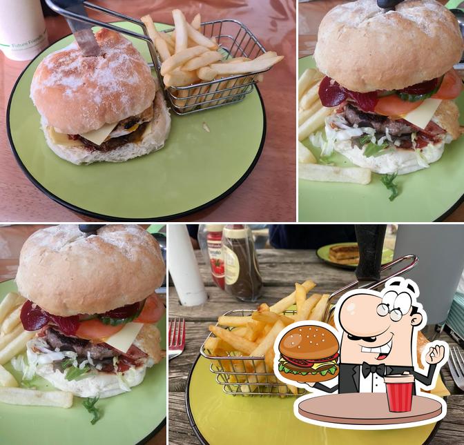 Hungry Wombat Cafe