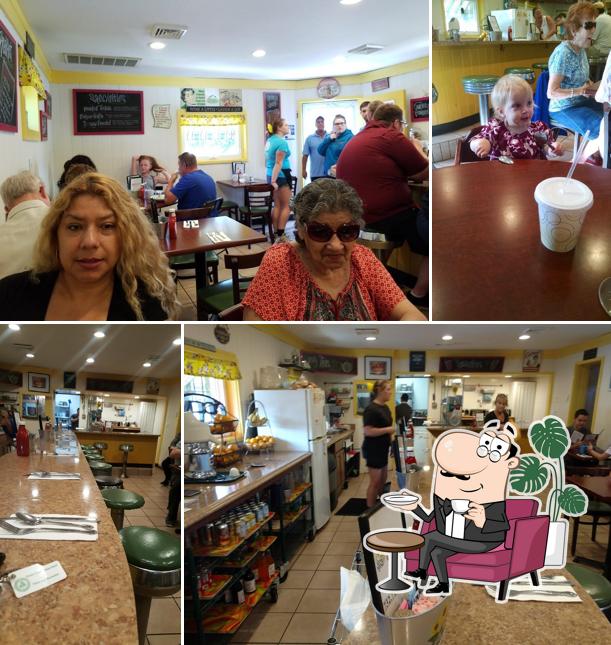 The Cookie Lady's Cafe