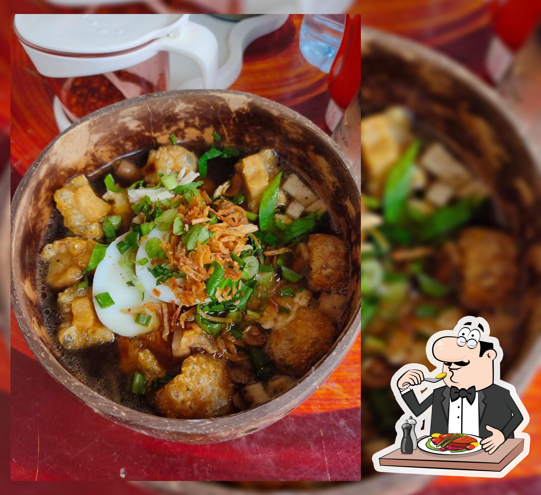 ก๋วยจั๊บกะลา..กันทรารมย์ Kanthararom