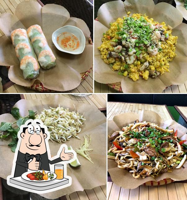 Еда в "Вьете вок"