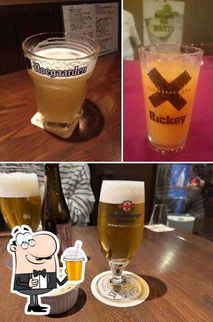 Hellos Bar