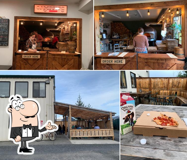 Campfire Kitchen - Woodfire Pizza
