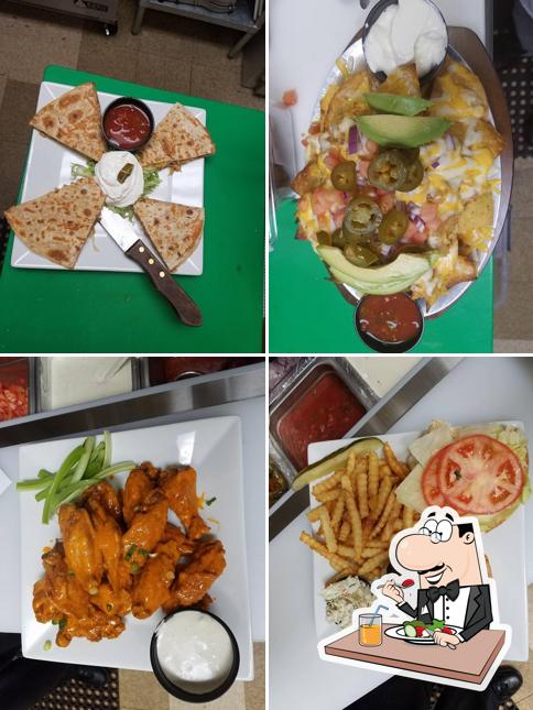 Los Compadres Kitchen