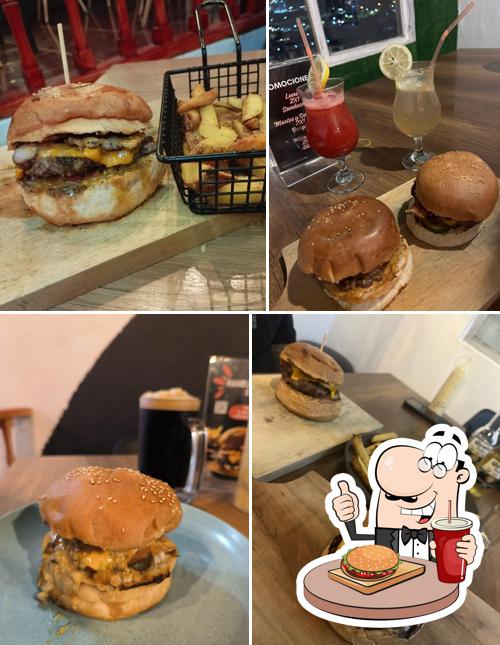 TRIBECA Burgers & Parrilla