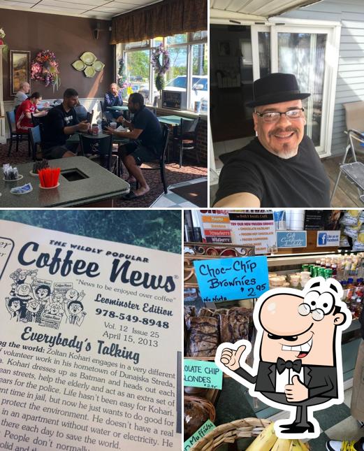 The Daily Bagel Café