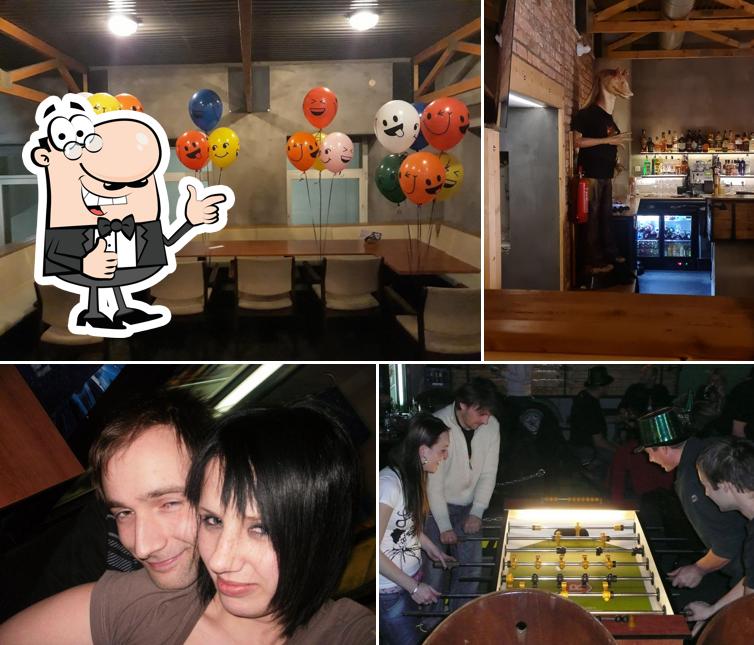 garage Bar