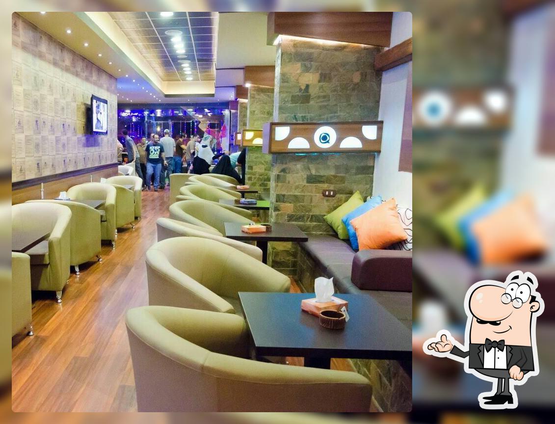 Square restaurant & caffe