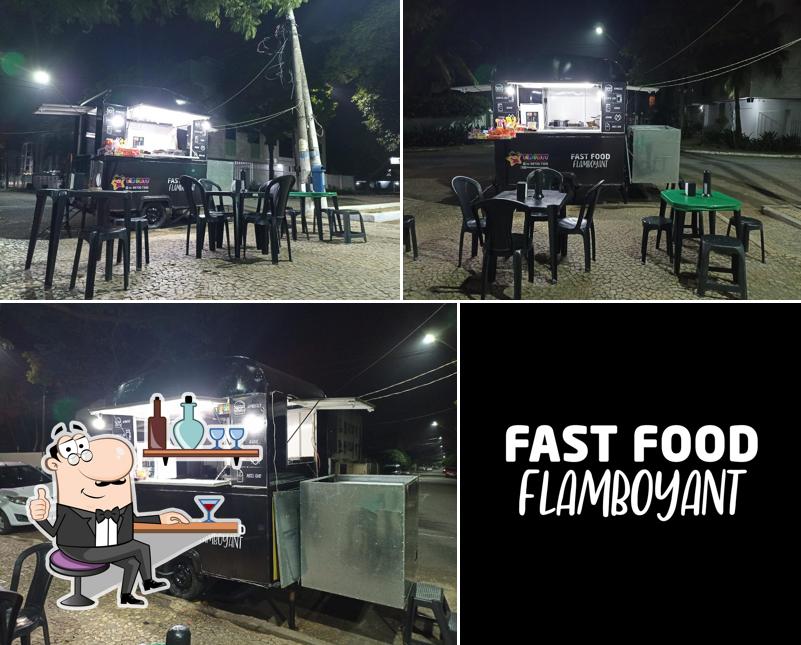 Fast Food Flamboyant