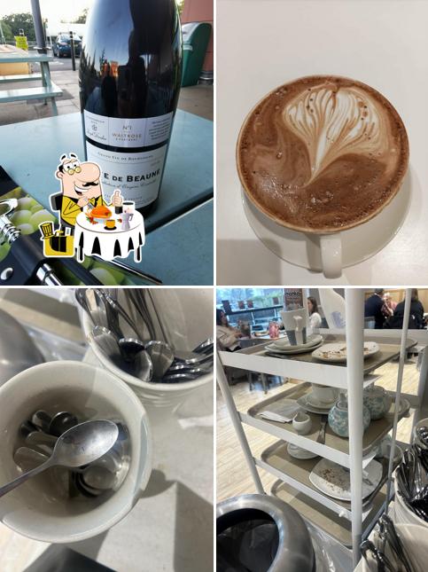Waite & Rose Café