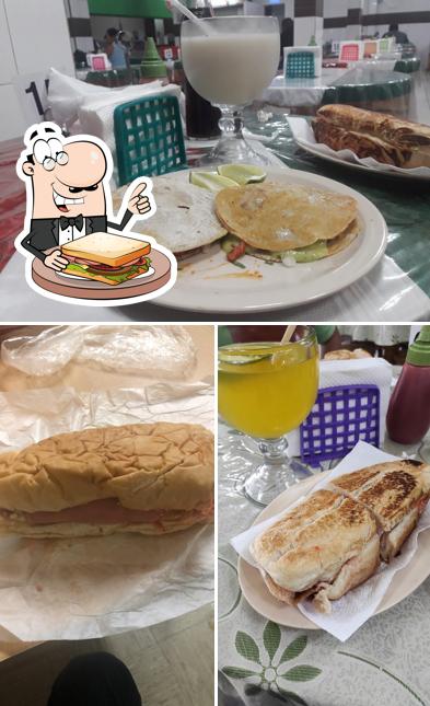 Las Tortas