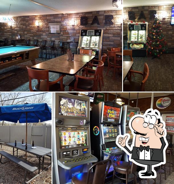 Craven Motor Inn Steak Pit & Tavern