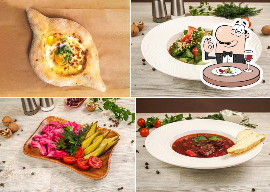 Еда в "Хинкали у Нино"