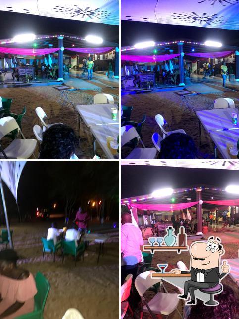 KINGS PUB... BIG ADA