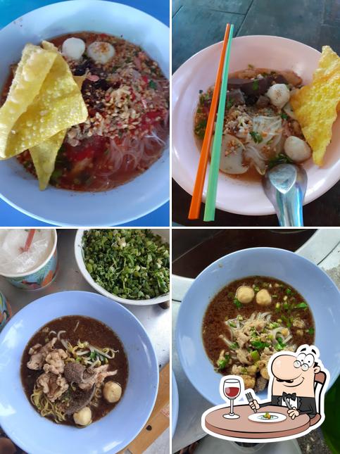ก๋วยเตี๋ยว3แซ่บ สูตรกะทิสด