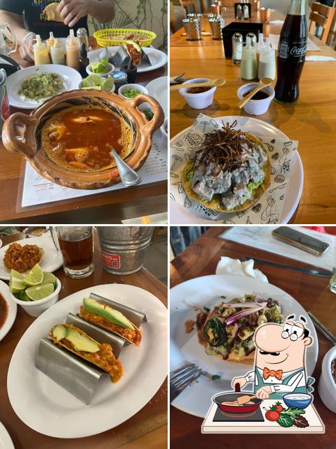 The King -Tacos y Mariscos-