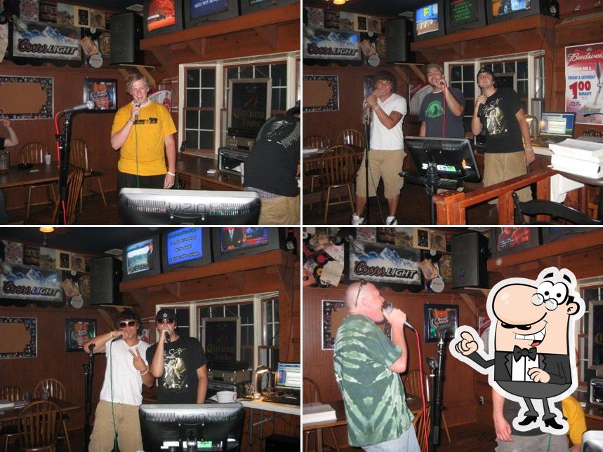Lake Shore Tavern