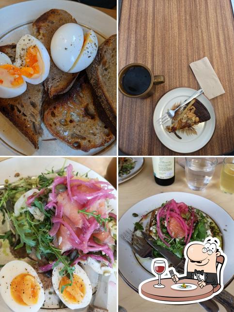 Curve Coffee Roasters - Cafe & Store