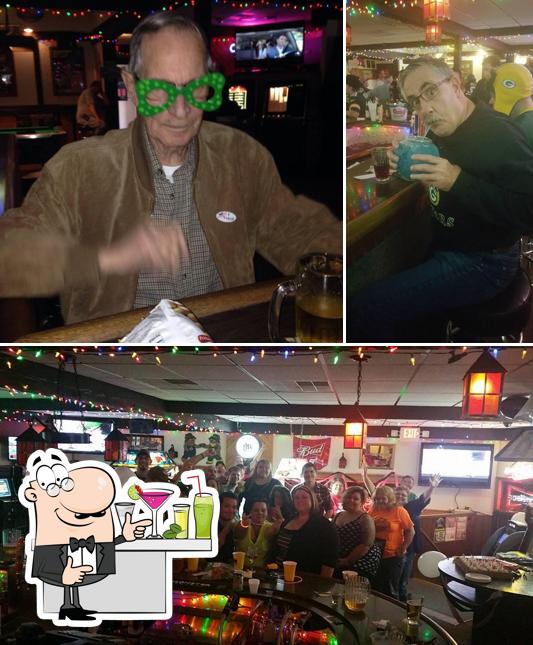 Grumpy's Bar & Grill