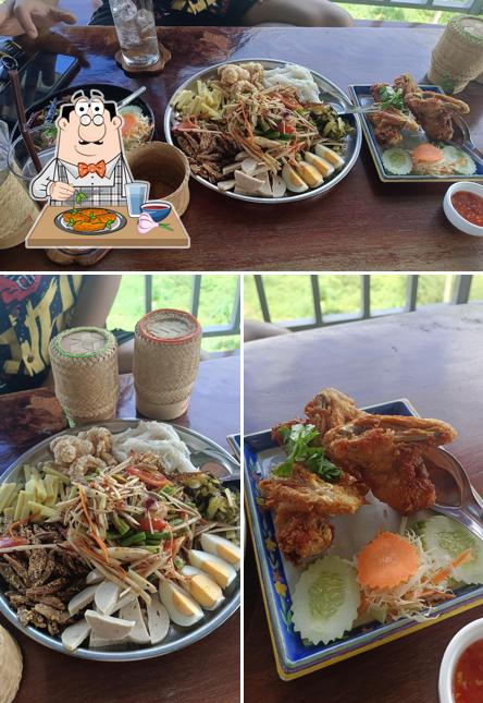 ลาบเวียงจันทน์ ตำถาด