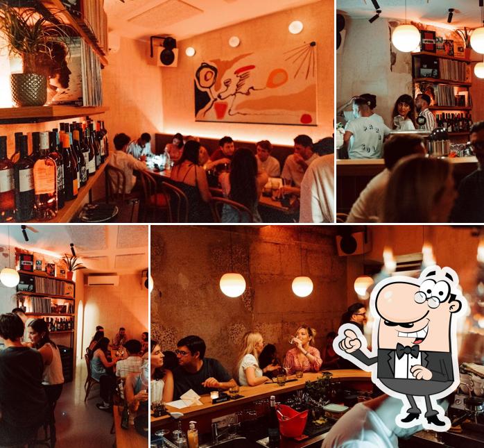 Parasol - food and bar