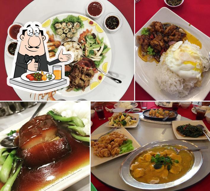 Golden Claypot Restaurant (金砂褒)