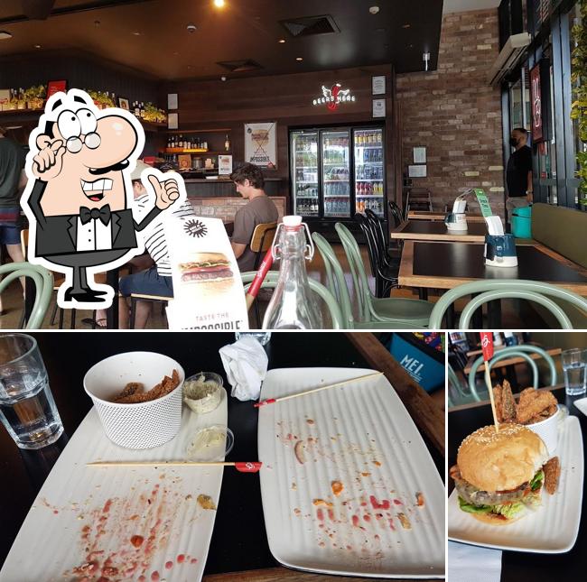 Grill'd Burgers - The Willows