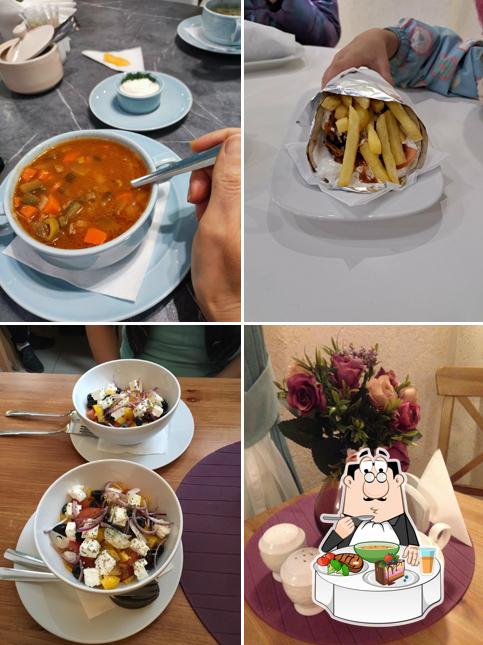 Китайский кисло-острый суп в "Гиросе"