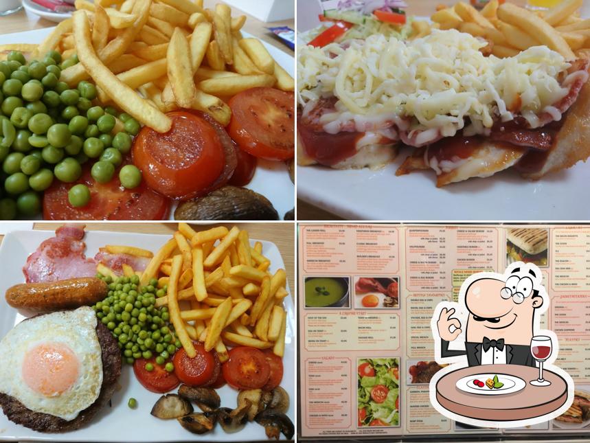 Cafe Royale Bistro