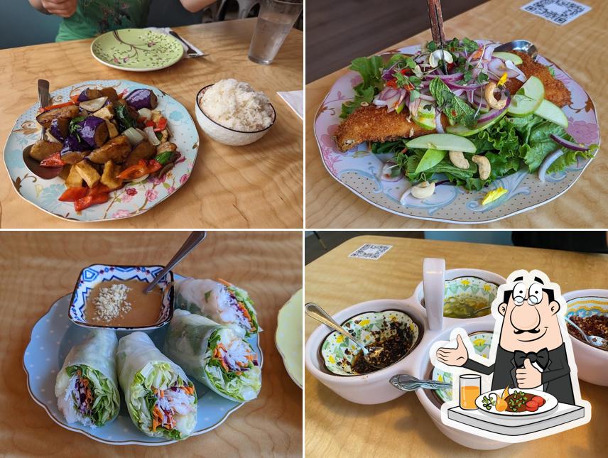 Rukdiew Cafe