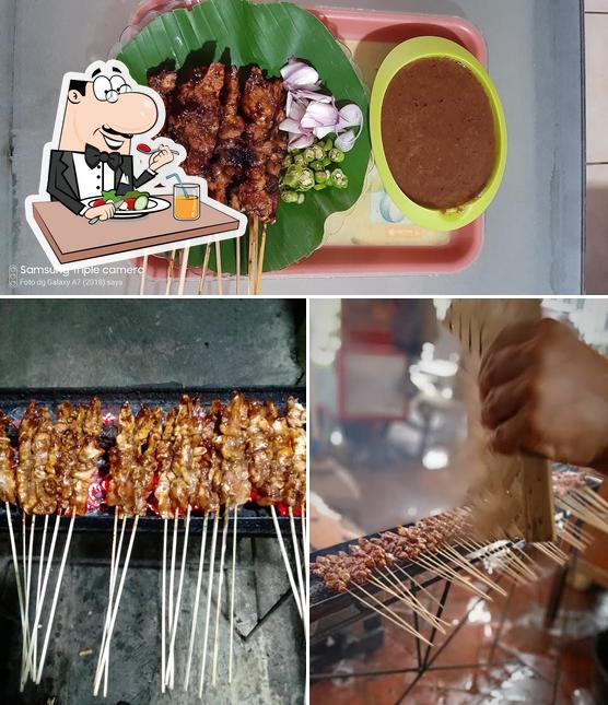SATE AYAM JAWARA MADURA ASLI