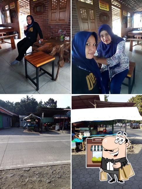 Warung Tembus