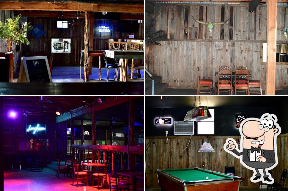 Longhorn Sports Bar & Saloon