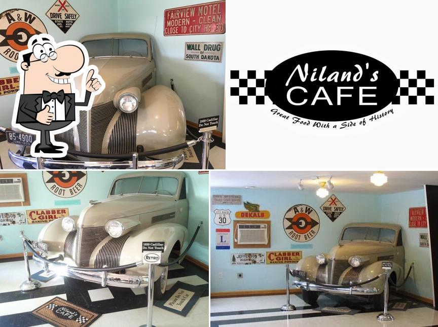 Niland's Cafe
