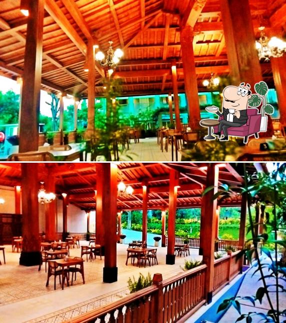 KoenoKoeni Cafe Bandung