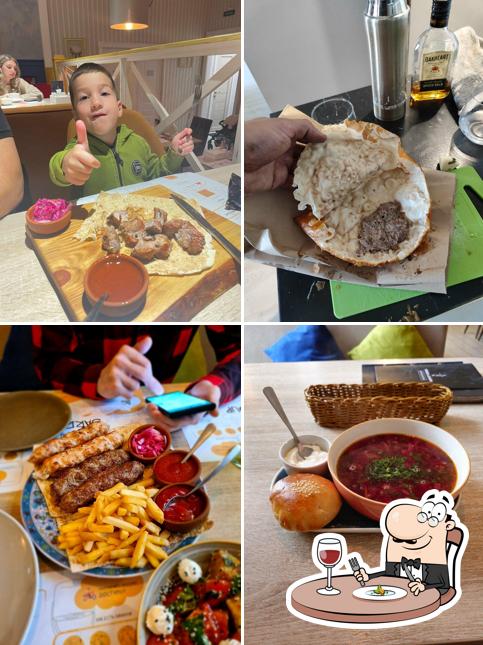 Еда в "Хинкали И Хачапури"