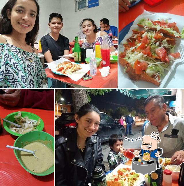 Los Dorados Tacos Rojos