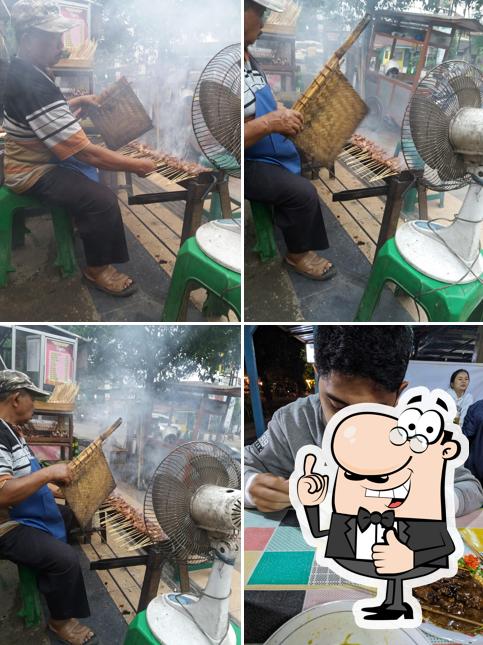 Warung Sate dan Gule Cak Ran