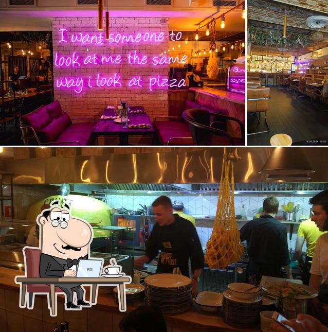 Посмотрите на внутренний интерьер "Краст"