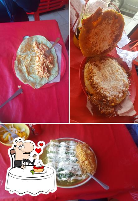 Garnachas y Comida Gigante