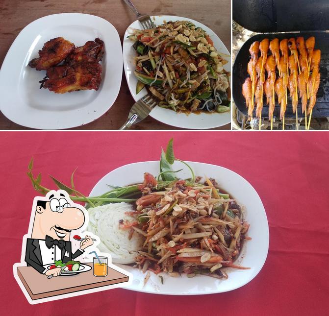 ส้มตำแสนสุข