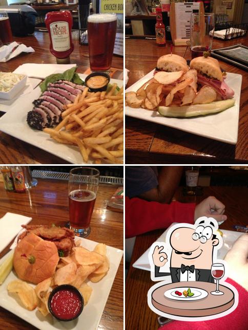 White Palm Tavern