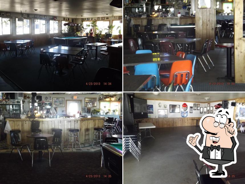 Tito's Shorewood Pub