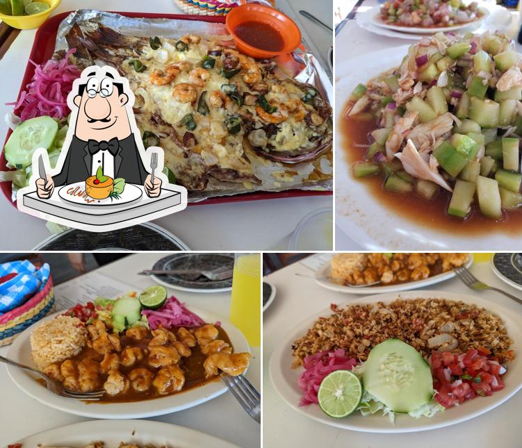 Mariscos Los Mangles con el Indio