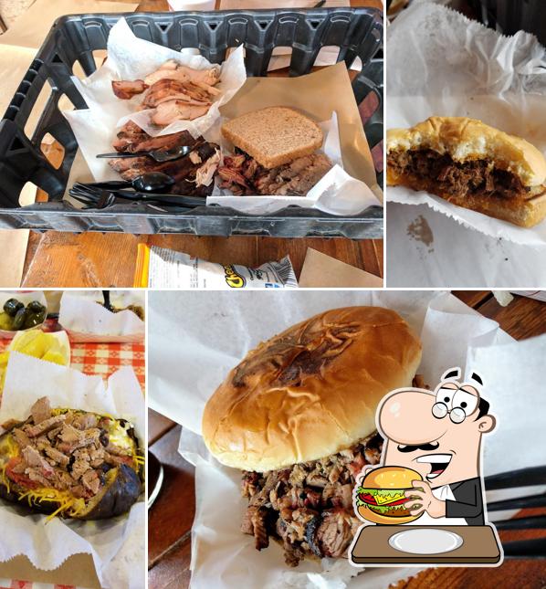 Rudy's "Country Store" and Bar-B-Q