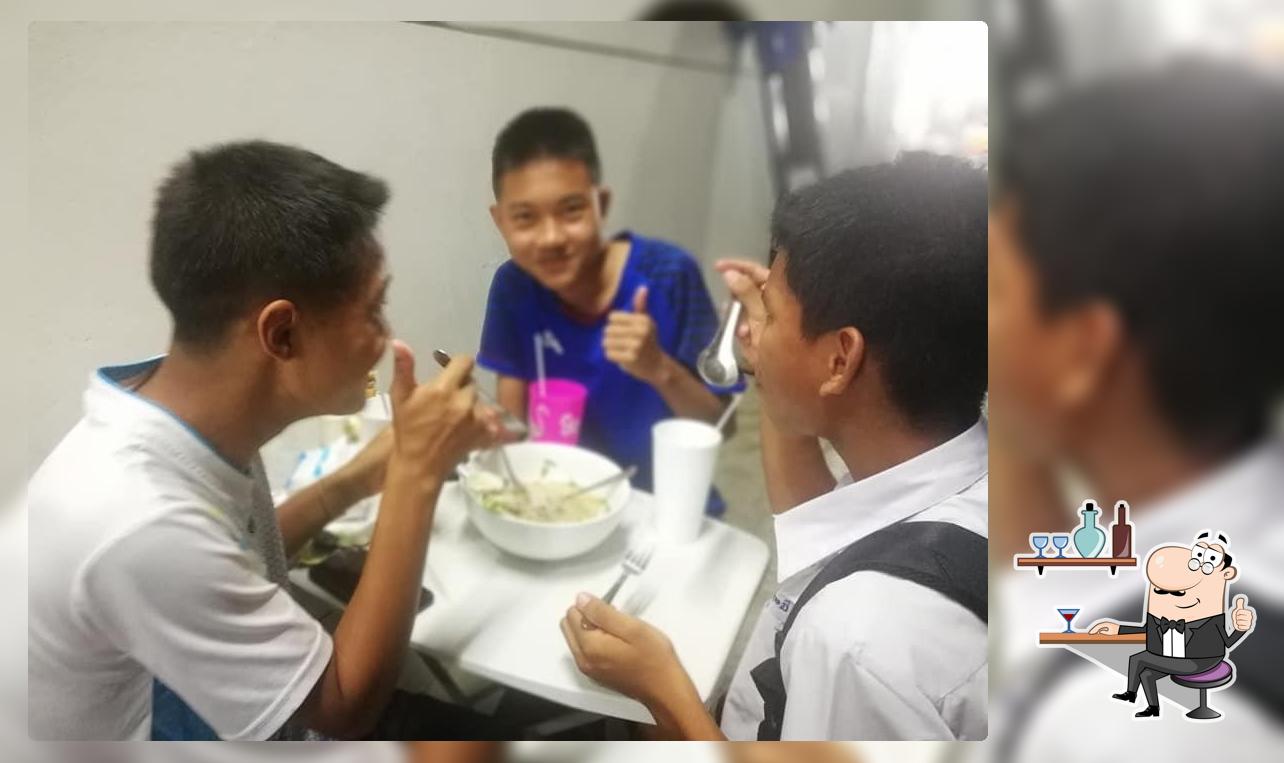 ก๋วยจั๊บญวน "ชวนชิม"