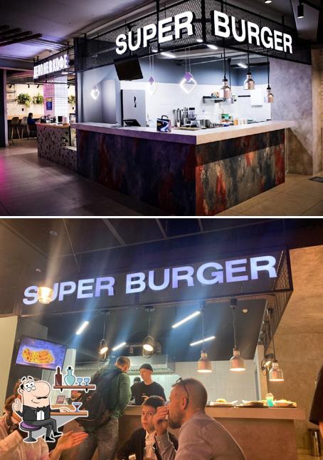 Super Burger