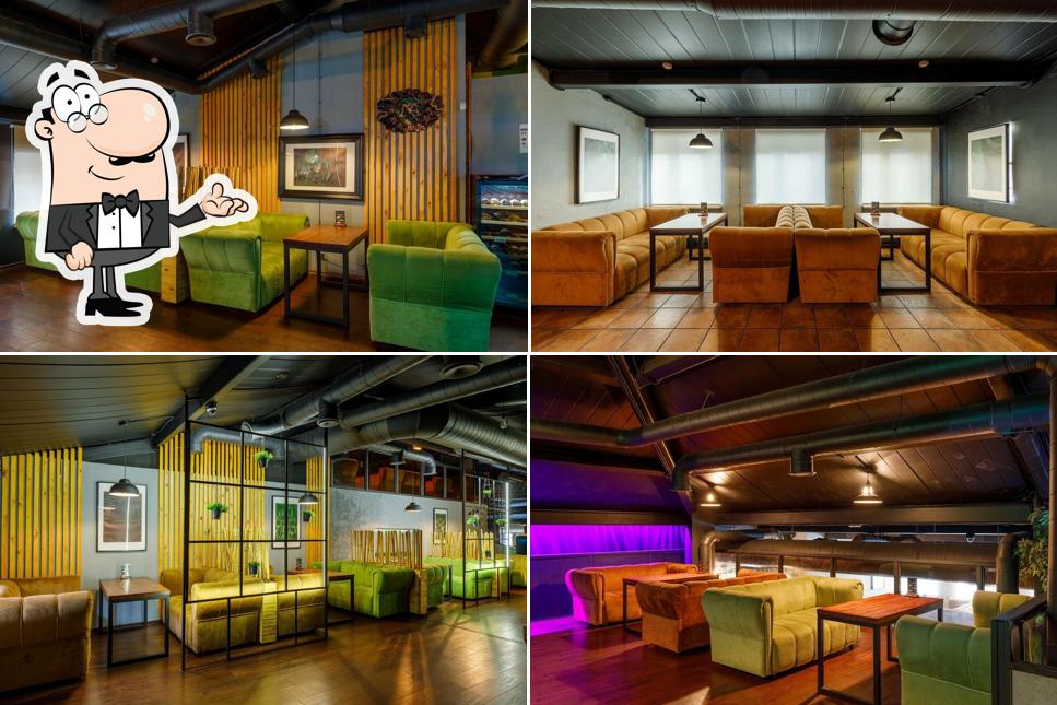 Full Tiger Lounge
