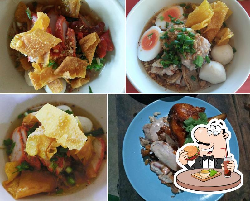 Auntie Doll Restaurant