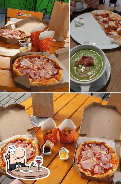 Еда в "Кафе "Тамака" Доставка еды(пиццы, лаваши, блинчики)"